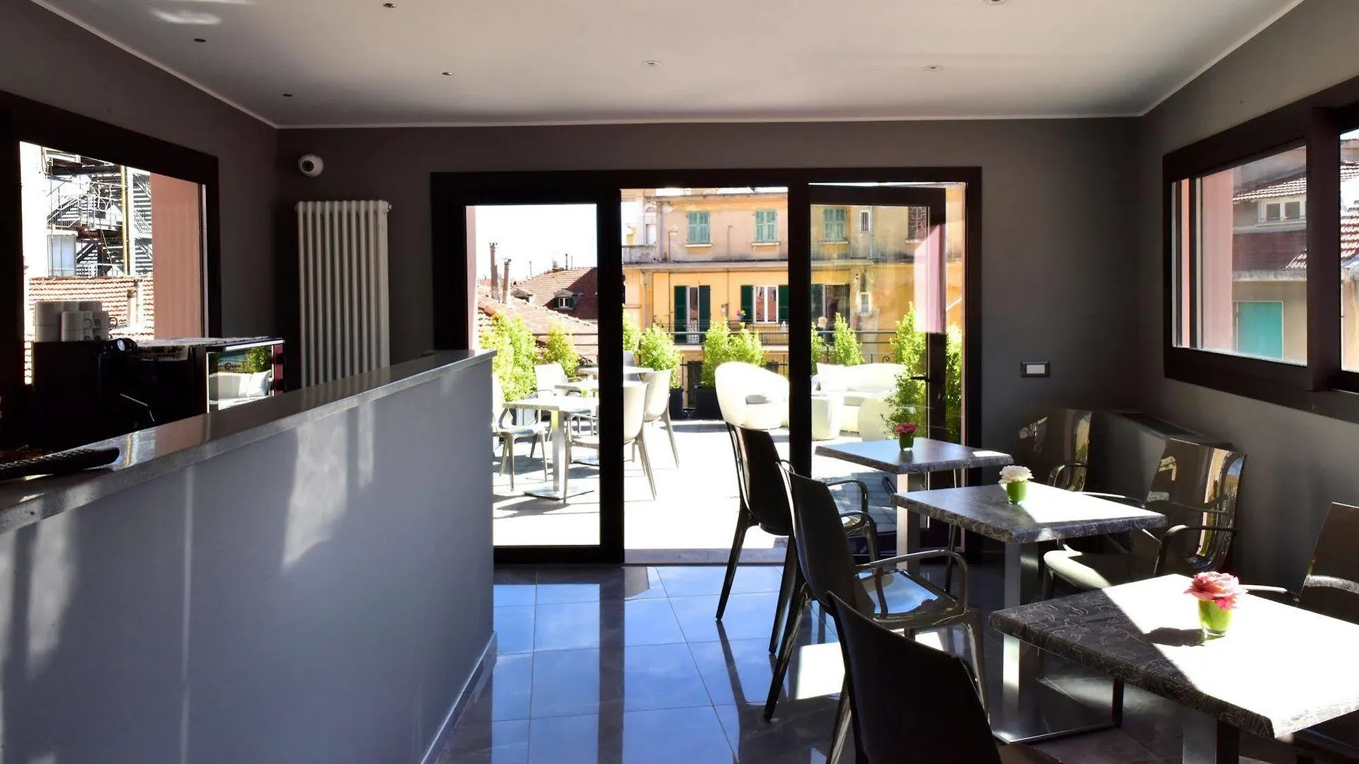 Sylva Suites Sanremo 3*,  Italy